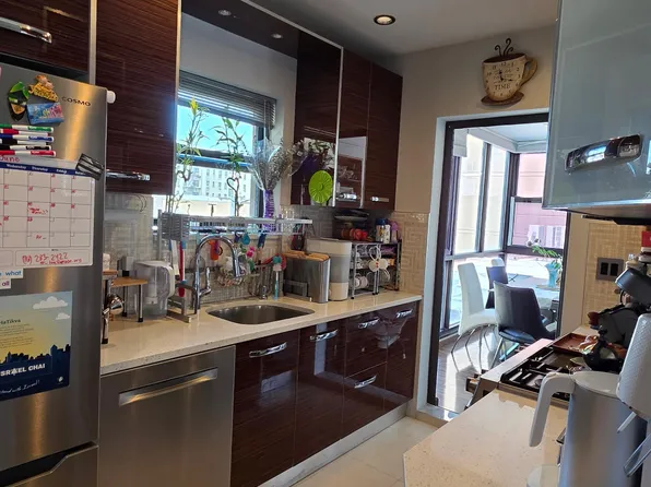 134 West End Avenue image 3 of 16