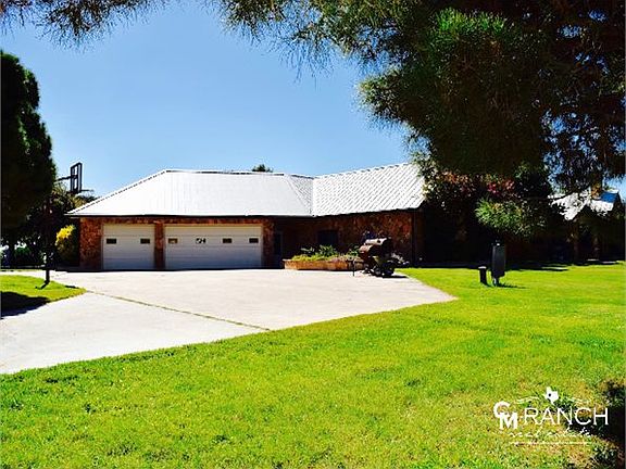 2nd image of E Goldenrod Dr