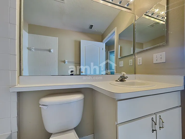 24801 Black Creek Ct — Photo 15