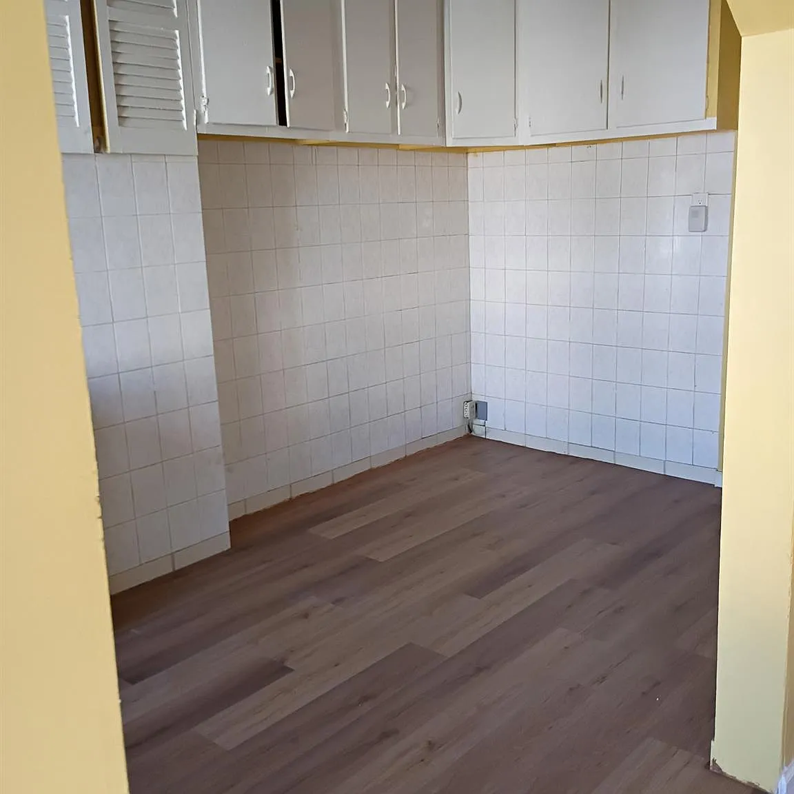4 bed, 1.0 bath, 2000 sqft, $3,700 — Photo 4