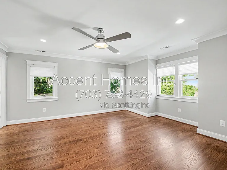 14 W Caton Ave — Photo 15