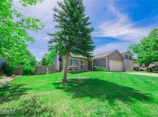 1570 S Bahama St #R, Aurora, CO 80017