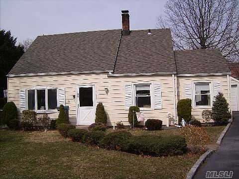 1st image of 325 Lansdowne Ave
