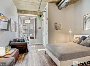 1300 A North St SW #313, Washington, DC 20024