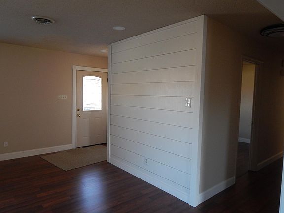 5th image of 1105 Windridge Dr