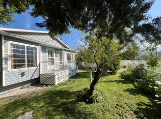 410 6th Ave, Keremeos, BC V0X 1N3