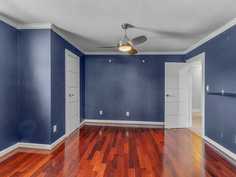 1915 Colonial Ave #6 — Photo 19