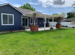 2018 Wellington Dr, Yakima, WA 98903