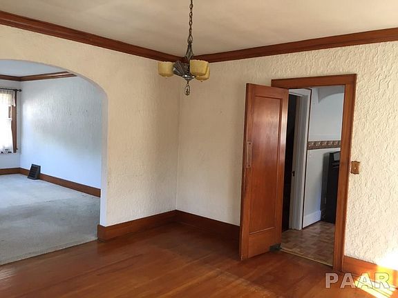 5th image of 501 W Melbourne Ave
