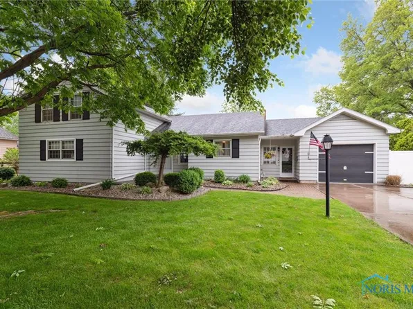 303 Murbach St, Archbold, OH 43502