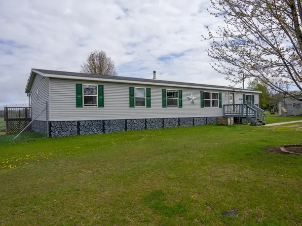 W9826 Jacobsen Rd, Camp Douglas, WI 54618