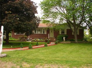 5946 Laurel Hall Dr, Indianapolis, IN