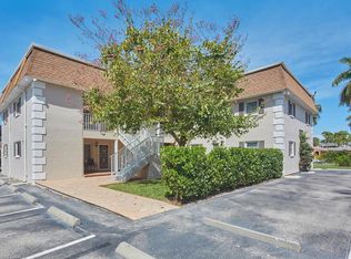 940 3rd St S APT 201, Naples, FL 34102