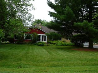 1835 Beechnut Rd, Northbrook, IL 60062