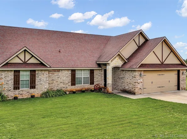 904 E Springdale Loop, Ardmore, OK 73401