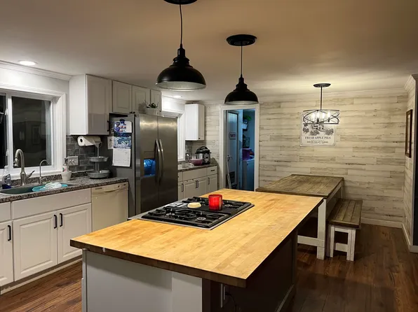 8311 S State Rd, Bancroft, MI 48414