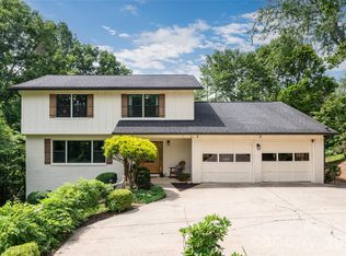 24 Audubon Dr, Asheville, NC 28804