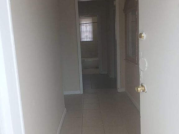 2nd image of 1622 Elvis Presley Blvd