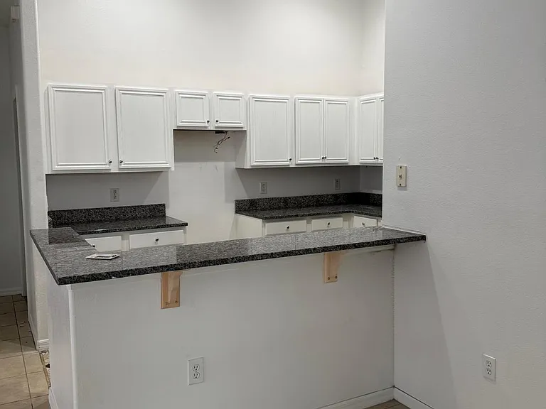 2165 Island Walk Dr — Photo 17