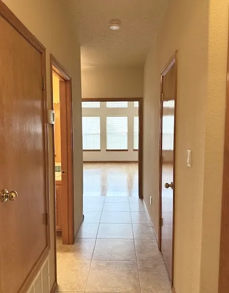 8420 Ashton Pl NE — Photo 24