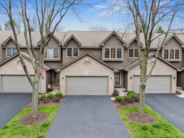 853 Millcreek Cir, Elgin, IL 60123