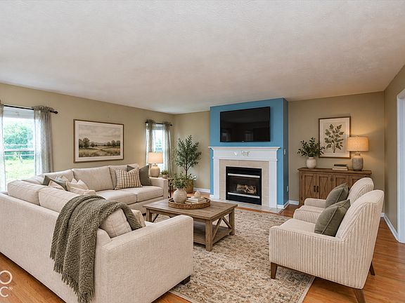 2nd image of 8835 Rapp Dr