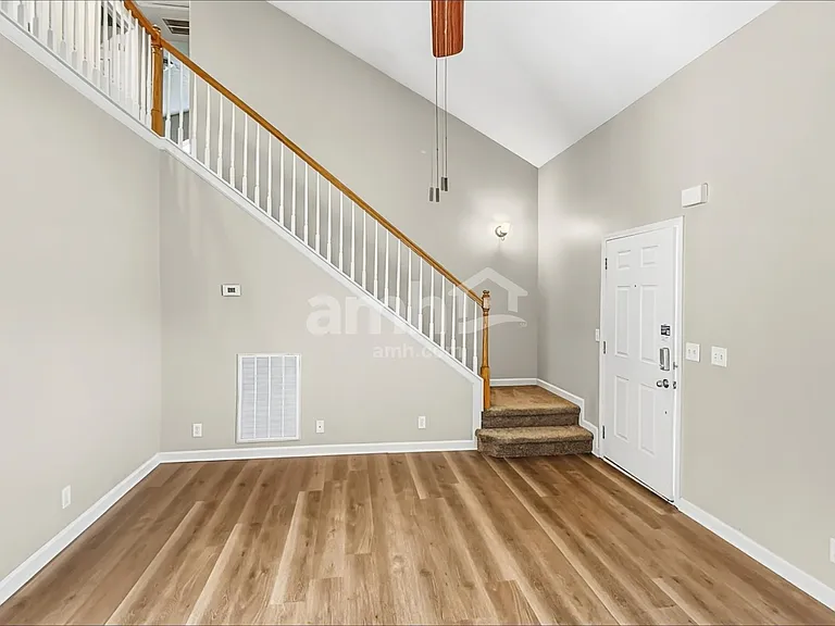 2120 Loudenslager Dr — Photo 7