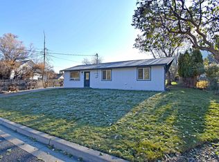 1214 3rd St, Asotin, WA 99402