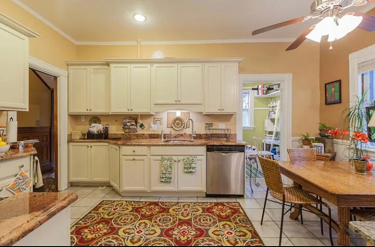 2 bed, 1.5 bath, 1500 sqft, $1,600 — Photo 3