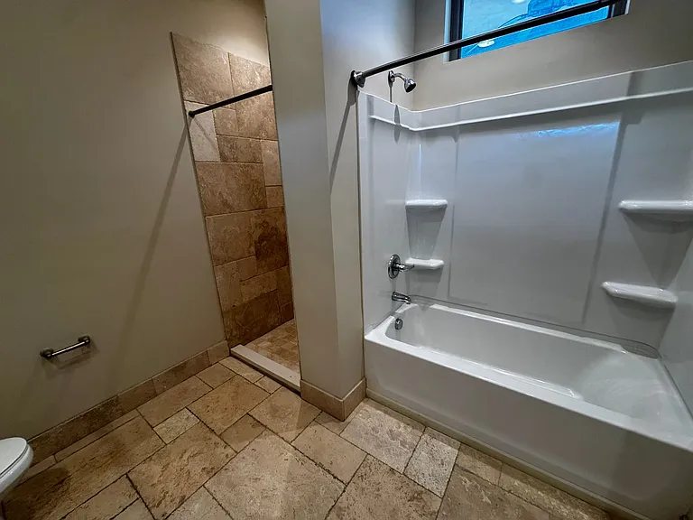 Fully Furnished Room Rentals with Utilities Included! Now Pre Leasing! — Photo 34