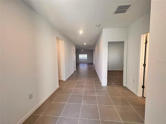 5th image of 216 Gannet Ct