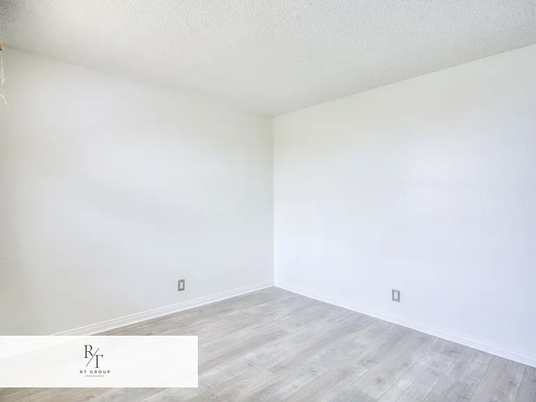 13006 Parkview Dr — Photo 29