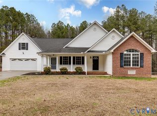 16500 Chinook Dr, South Chesterfield, VA 23803