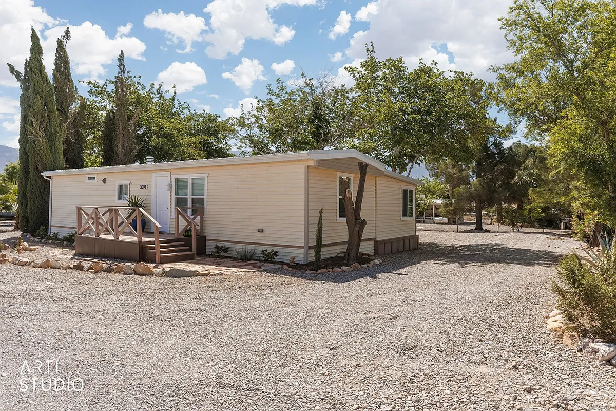 Building Photo - 3094 Grand Canyon Rd