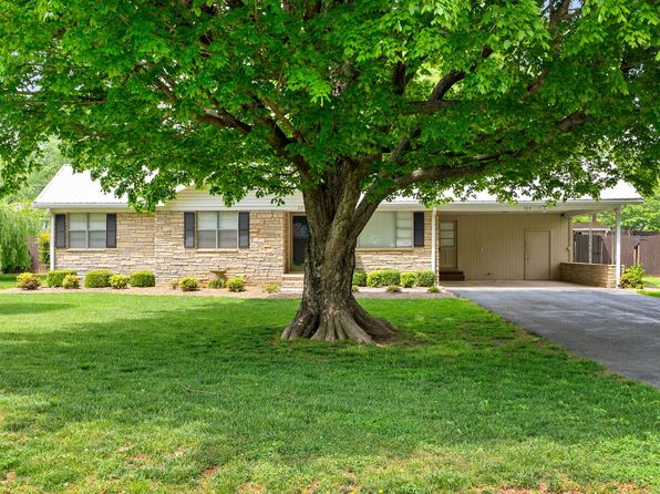 339 Wayne Dr, Hopkinsville, KY 42240