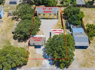 223 S 8th St, Aransas Pass, TX 78336
