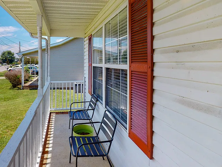 344 Pioneer Dr — Photo 20