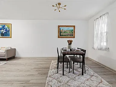 321 Fairview Ave — Photo 9
