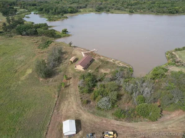 2687 N 377th, Wetumka, OK 74883