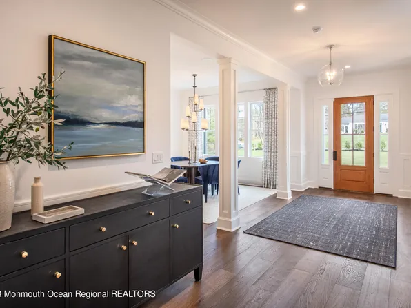17 Bingham Court, Rumson, NJ 07760