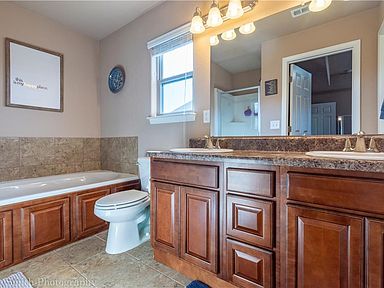 1121 S Apollo Dr Fayetteville Ar 72701 Zillow