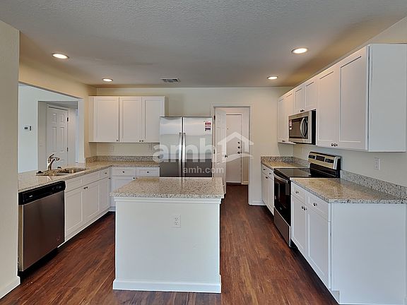 3rd image of 11023 Vollmer Ln