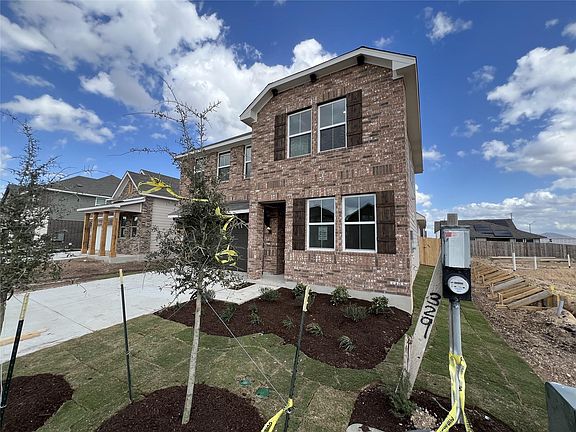 2nd image of 329 Willow Heights Dr