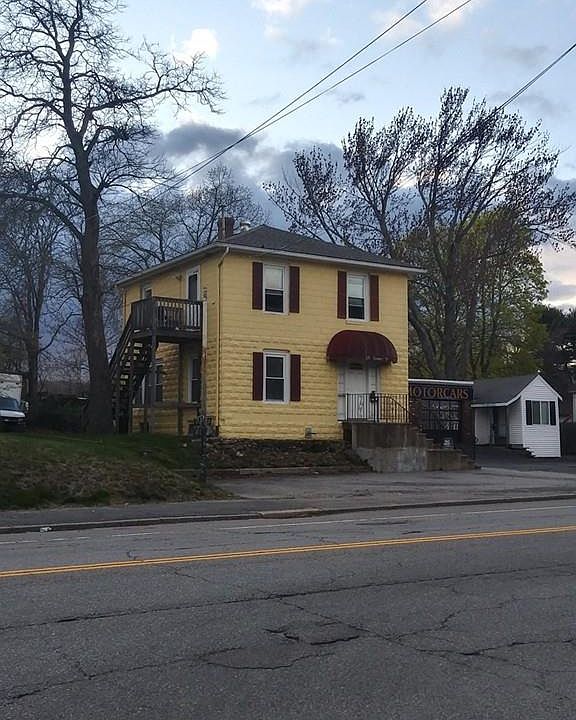 2nd image of 58 James St