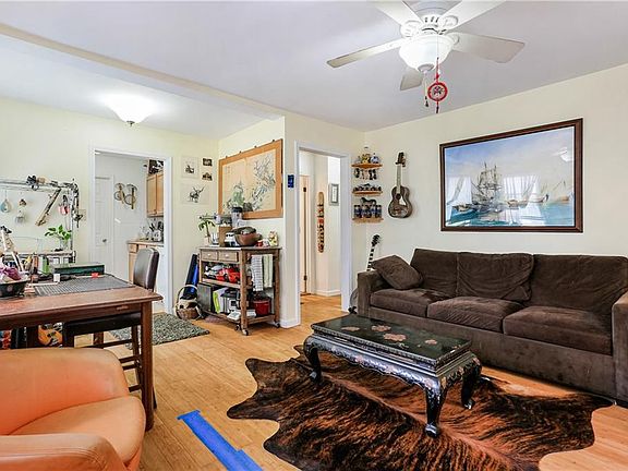 4th image of 6202-04 Waldo Dr