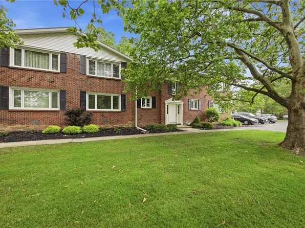 1001 Reserve Rd APT 5, Buffalo, NY 14224
