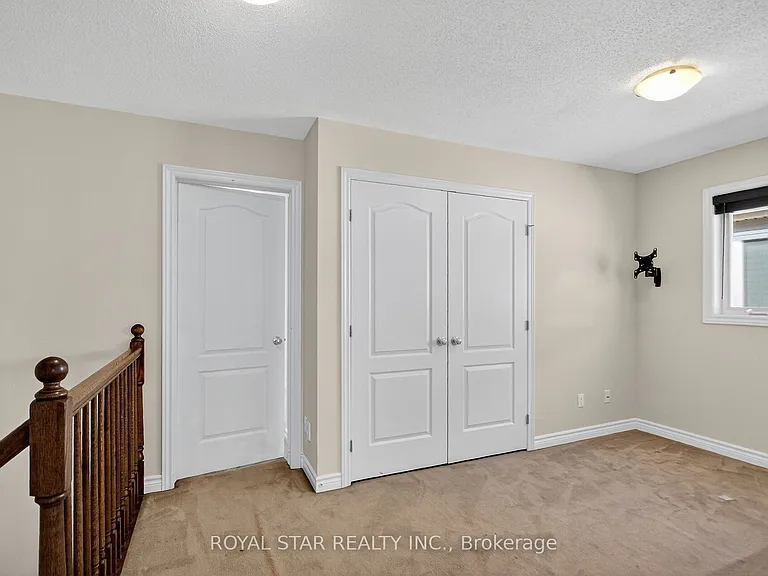 272 Broxburn Cres — Photo 14