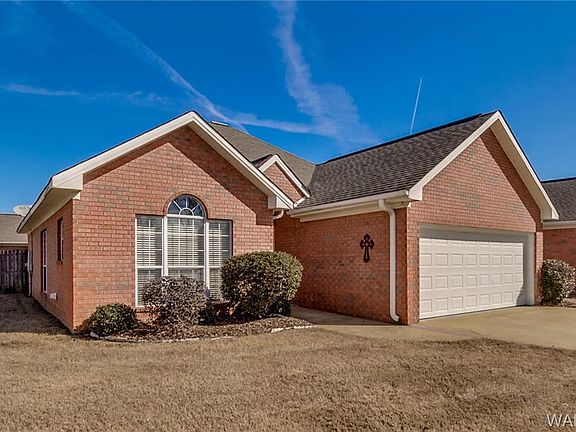 3rd image of 1146 Wisteria Dr