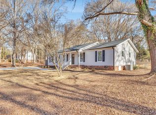 901 Standing Springs Rd, Greenville, SC 29605