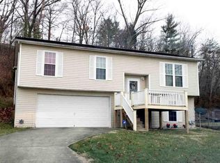 5309 Midway Dr, Huntington, WV 25705